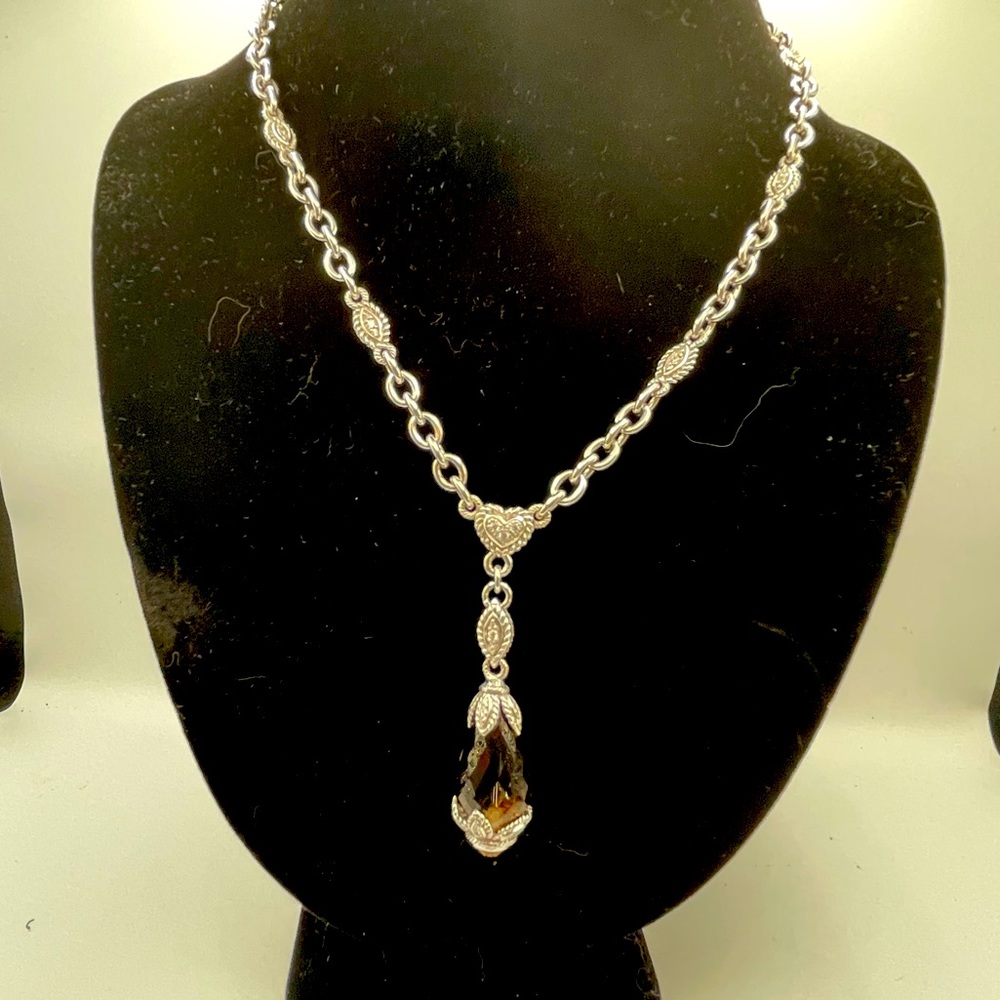Gorgeous Judith Ripka necklace